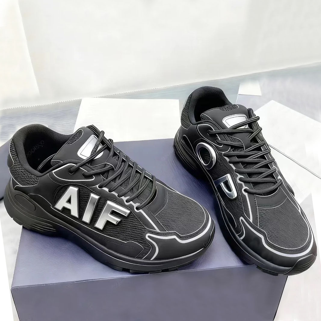 Designer 30 Running Shoes Classic Designer Sneakers Black Red Bred White Carbon Casual Sneaker for men women Outdoor Sports Trainers Size 36-45