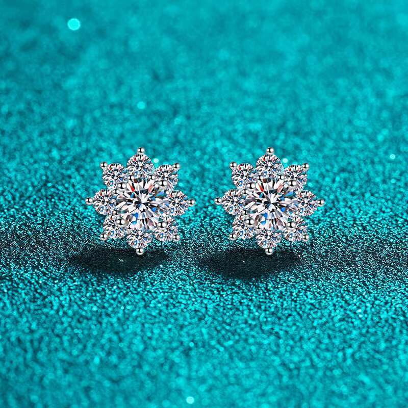 DHcollection S Sterg Sier Plated Snowflake Pt950 Gold Earring Round Cut 1-2 Carat Moissanite Women Earrings Wholesale