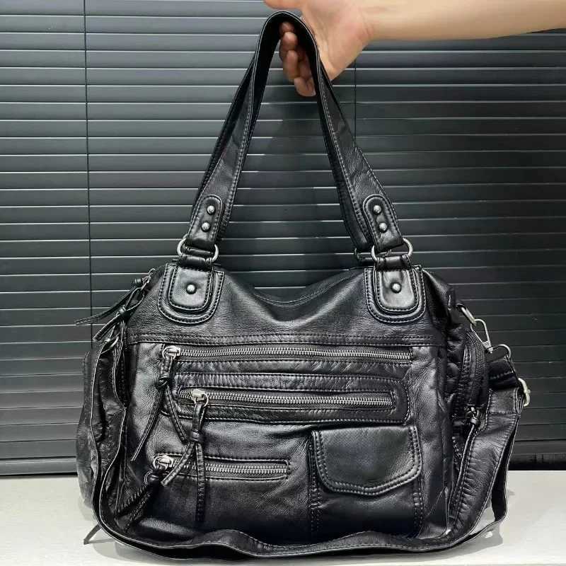 Womens Fashion Y2K Hot Girl Motorcycle Bag Large Capacity Washed Distressed Shoulder Crossbody HandbagW251117