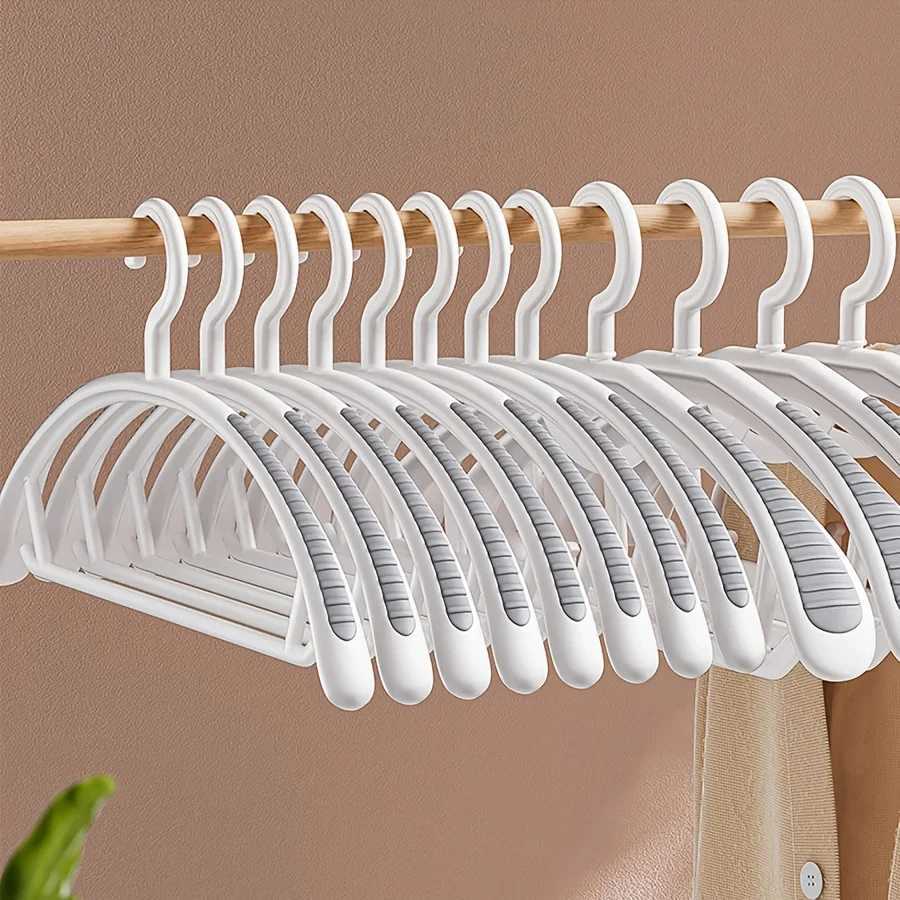 Household Non-slip Hanger Thick And Wide Shoulder Plastic Drying Rack Used To Hang Clothes Wholesalers C251117