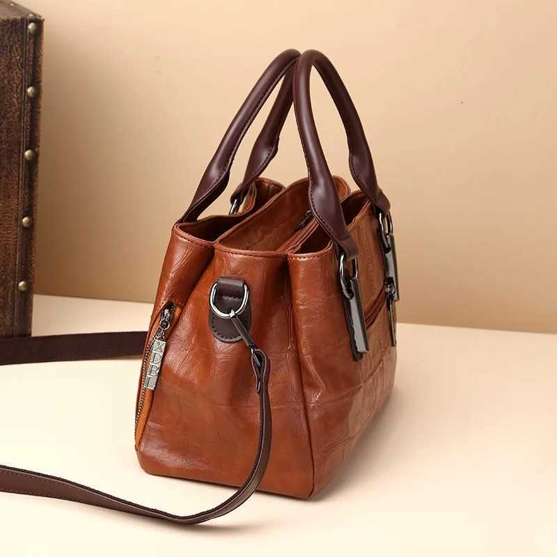 Nesitu Large Capacity Women Handbag Purse Lady PU Leather Shoulder Messenger Bag Vintage Large Capacity Black Brown Green M301W251115