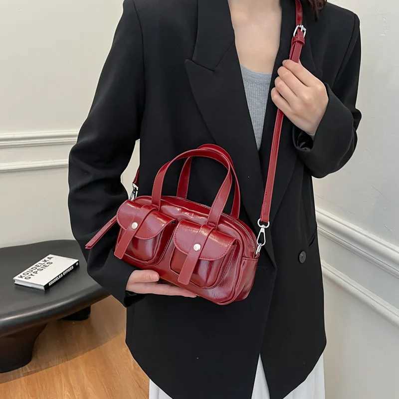 Fashion Double Pockets Design PU Leather Shoulder Bag For Women 2025 Tend Female Crossbody Bag Red Handbags Silver Lady BolsosW251115