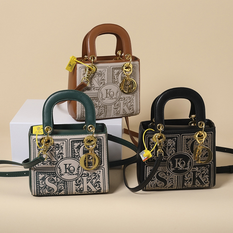 free shipping designers bags for womens ladies 2025 new handbag crossbody armpit bag light luxury high end versatile and fashionable for daily outfit