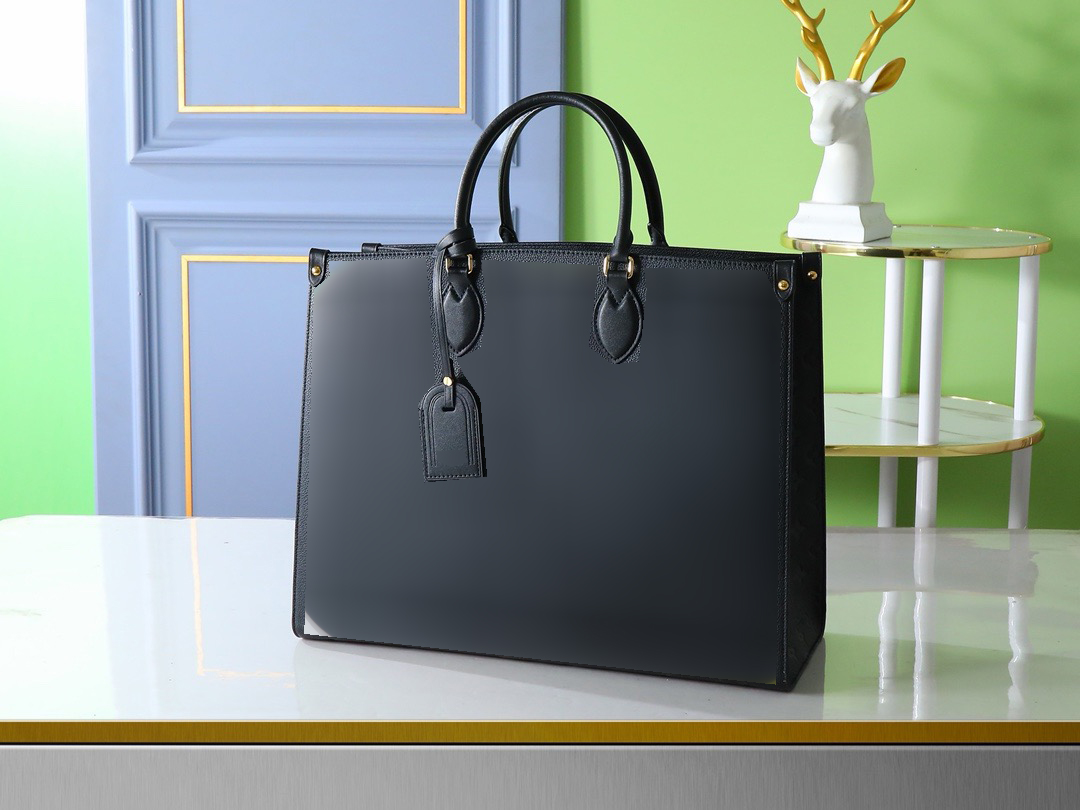 Sustainable EcoTote with Reusable Textile Ideal For Any Occasion