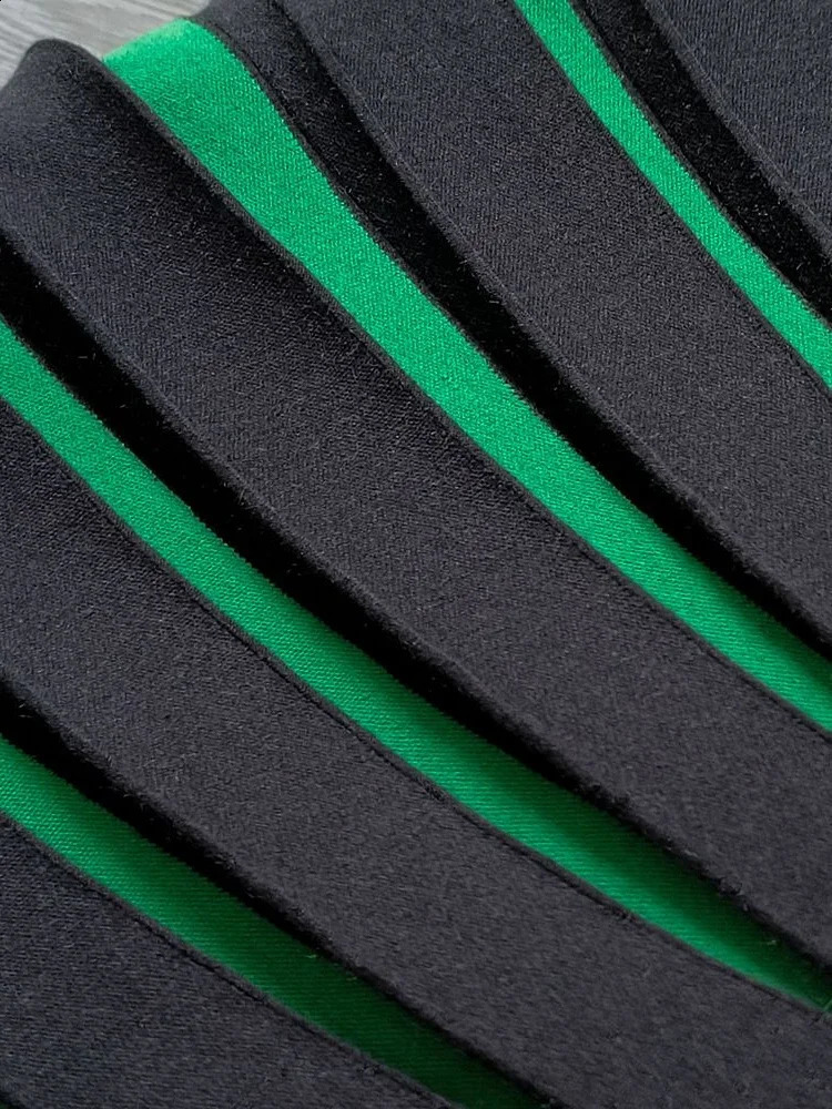 Autumn and Winter Knitted Leather Womens High Waist Green Thick Folded Contrastive Color Retro Fashion Faldas 250415Z