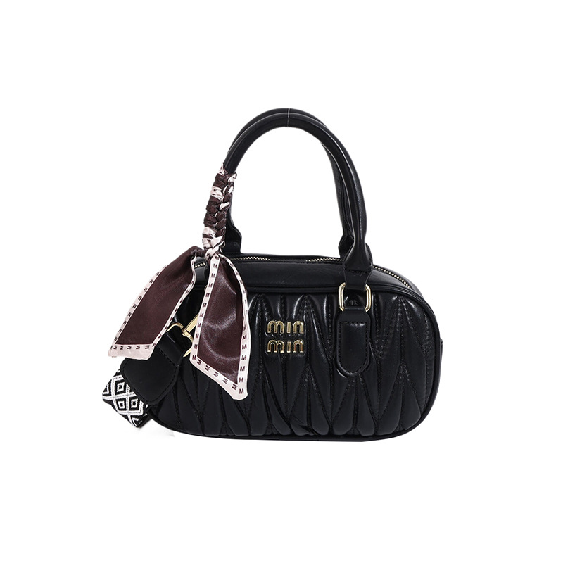 designer bag 2025 new Exquisite small handbag for women with wide shoulder straps ripple stitching fashionable and versatile single-shoulder high-qual