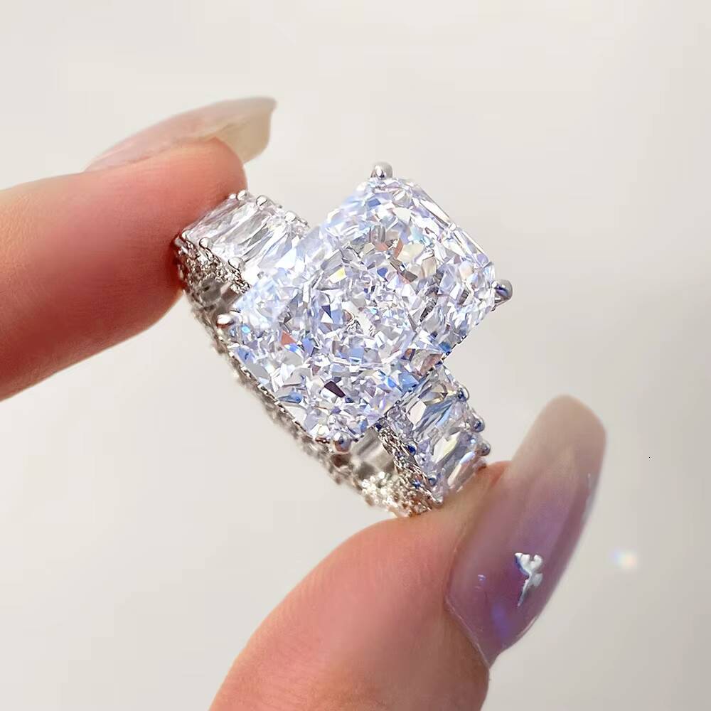 Princess Cut Cubic Zirconia Engagement Ring 925 Sterling Silver Gold Plated Classic Style with Halo Diamonds for Wedding Party