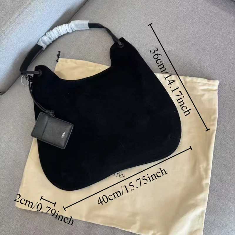 Ladies fashionable and minimalist designer suede shoulder bag with large capacity plush handbagW251117