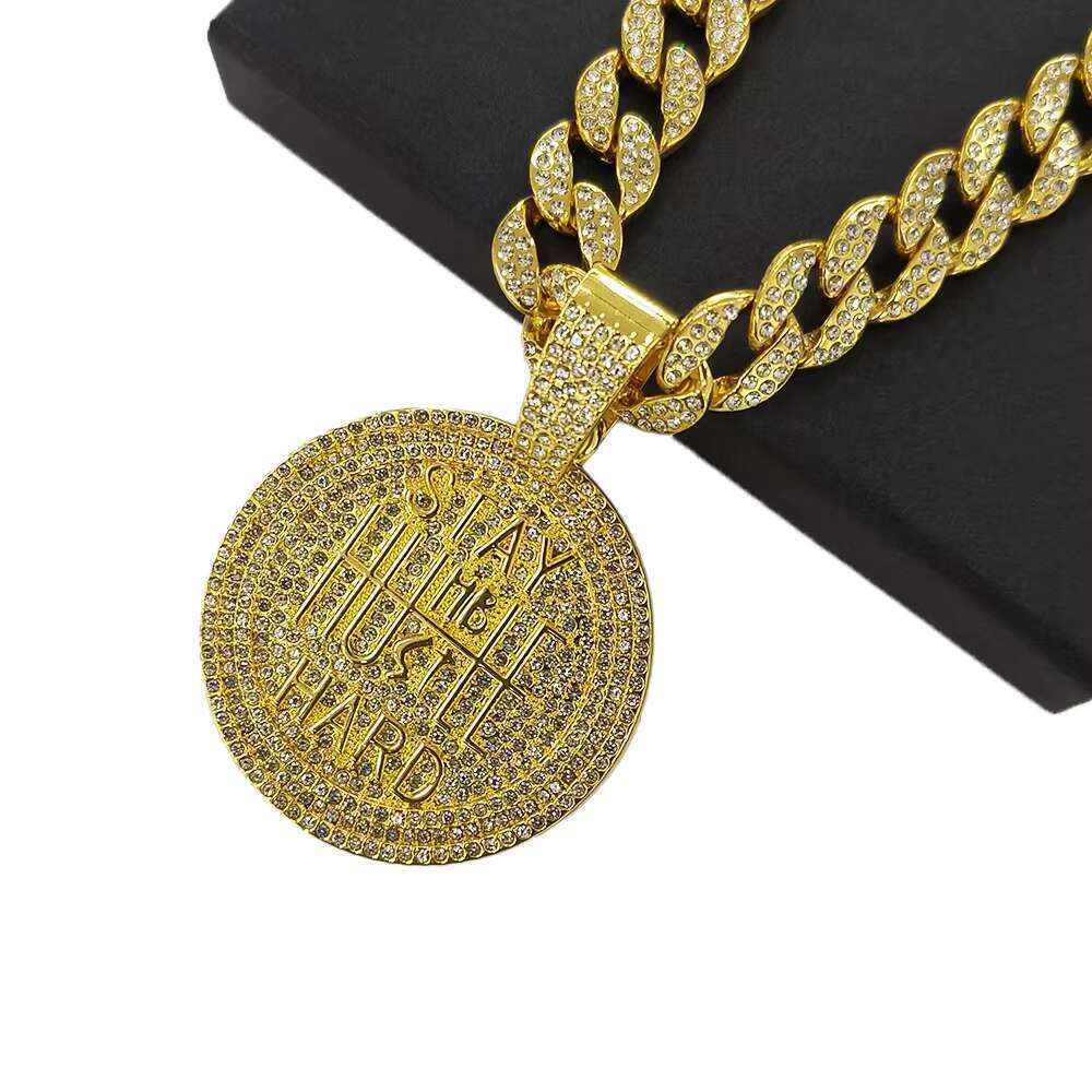 DHcollections Miami Chain Necklace With Pearl - Alloy Pendant For Various Ocns