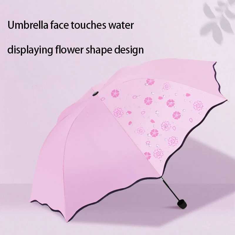 A lightweight folding umbrella an 8-bone umbrella stand and a flower shaped design on the umbrella face when it comes into C251117