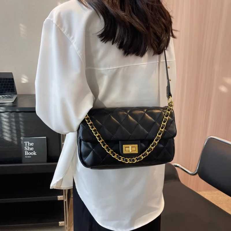 Ladies Messenger Bag Crafted From Premium Leather Boasting Casual High-End Lasting Lookw251117