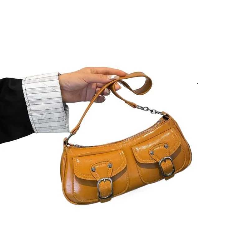 High-grade Temperament Ladies Fashion New Retro Underarm Bag Network Red Everything Instagram Simple Motorcycle Bag Good-lookingW251115