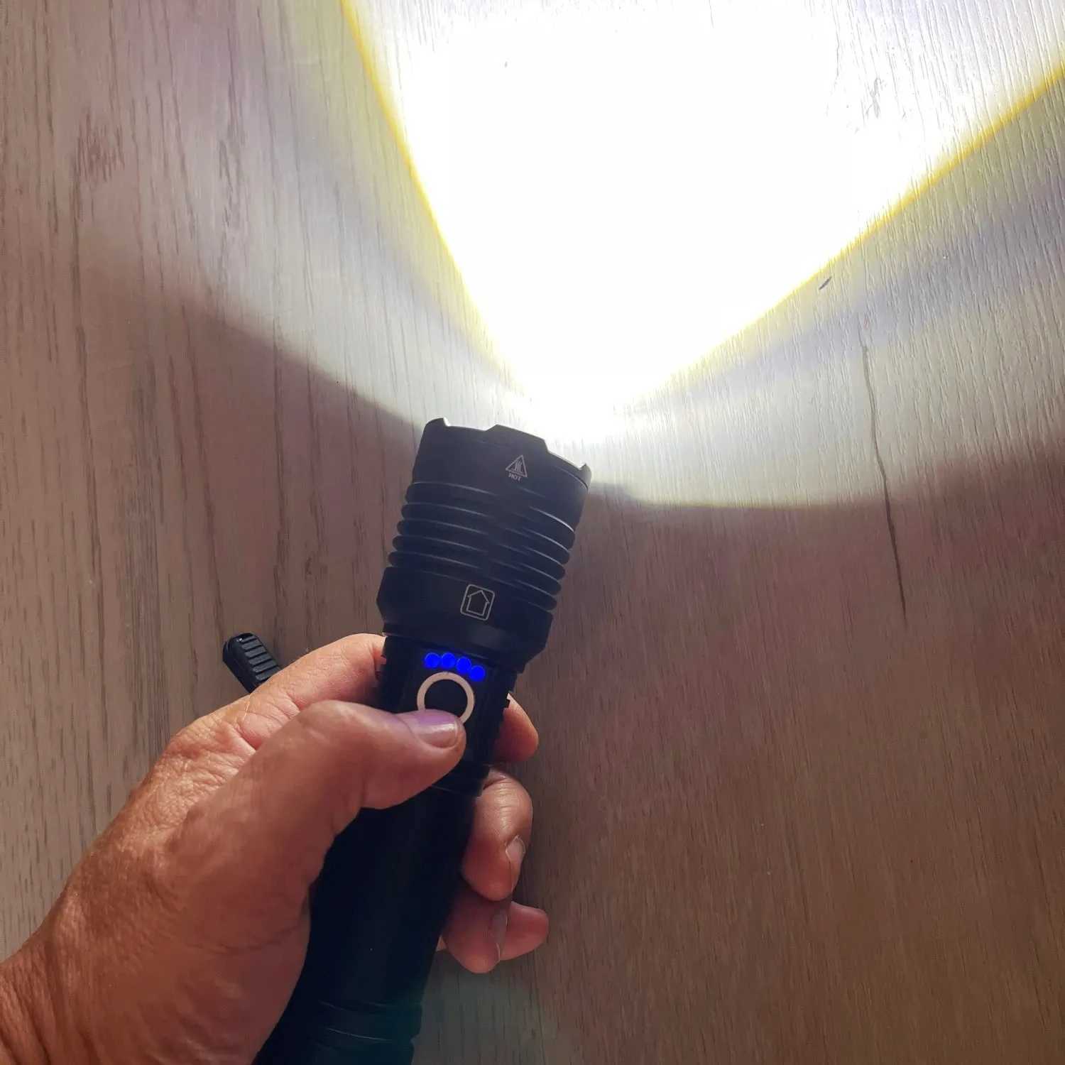 XHP 120 High Power LED Flashlight 18650 26650 Battery Lanterna USB Rechargeable Torch Zoomable Emergency Outdoor Camping Fishing M251117