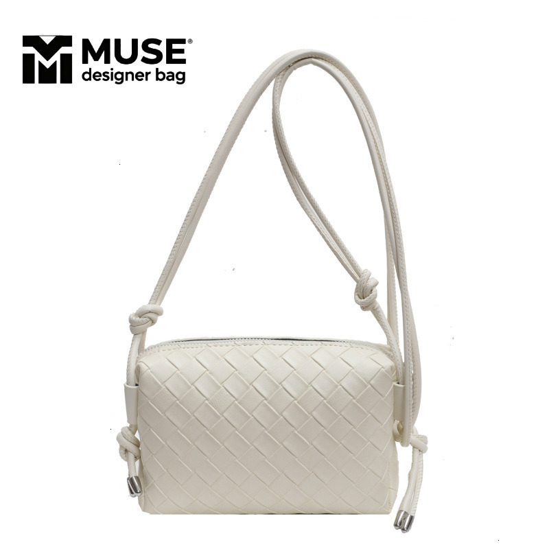 good Luxury Brand shopping good shopping Designer Summer Niche Woven For Women 2024 New Trend Versatile Crossbody Soft Surface Quilted Shoulder Undera