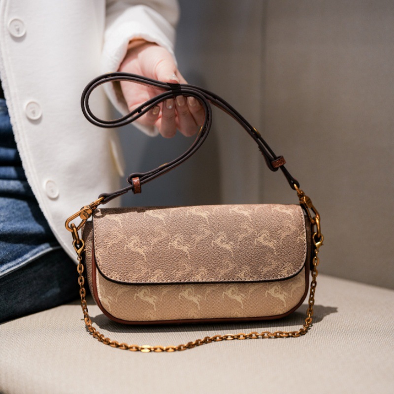 Free shipping small bag for women, versatile baguette and mahjong, fashionable and niche small square bag, single-shoulder crossbody bag 2025