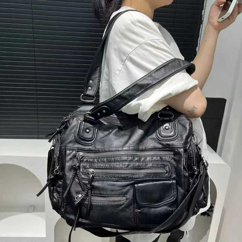 Womens Fashion Y2K Hot Girl Motorcycle Bag Large Capacity Washed Distressed Shoulder Crossbody HandbagW251117