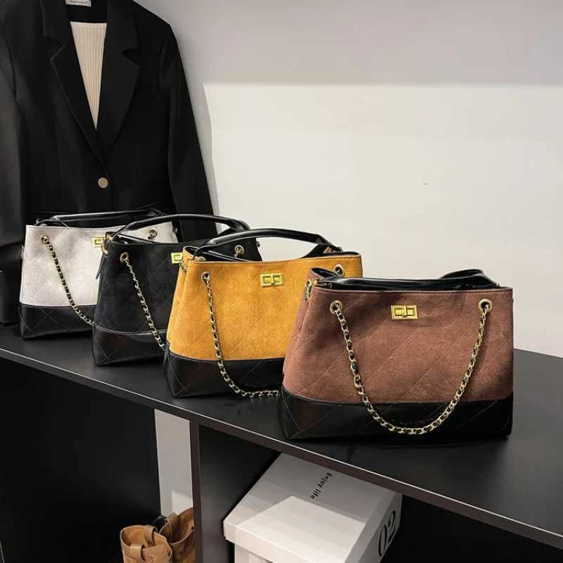 High-End Women Shoulder Bag With Simple Vintage Style And Timeless Color Palette Suitable For Working WomenW251117