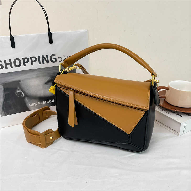 New style minimalist hand-held geometric lightweight and large capacity doctors bag new versatile lychee pattern crossbody bigclothfgg22