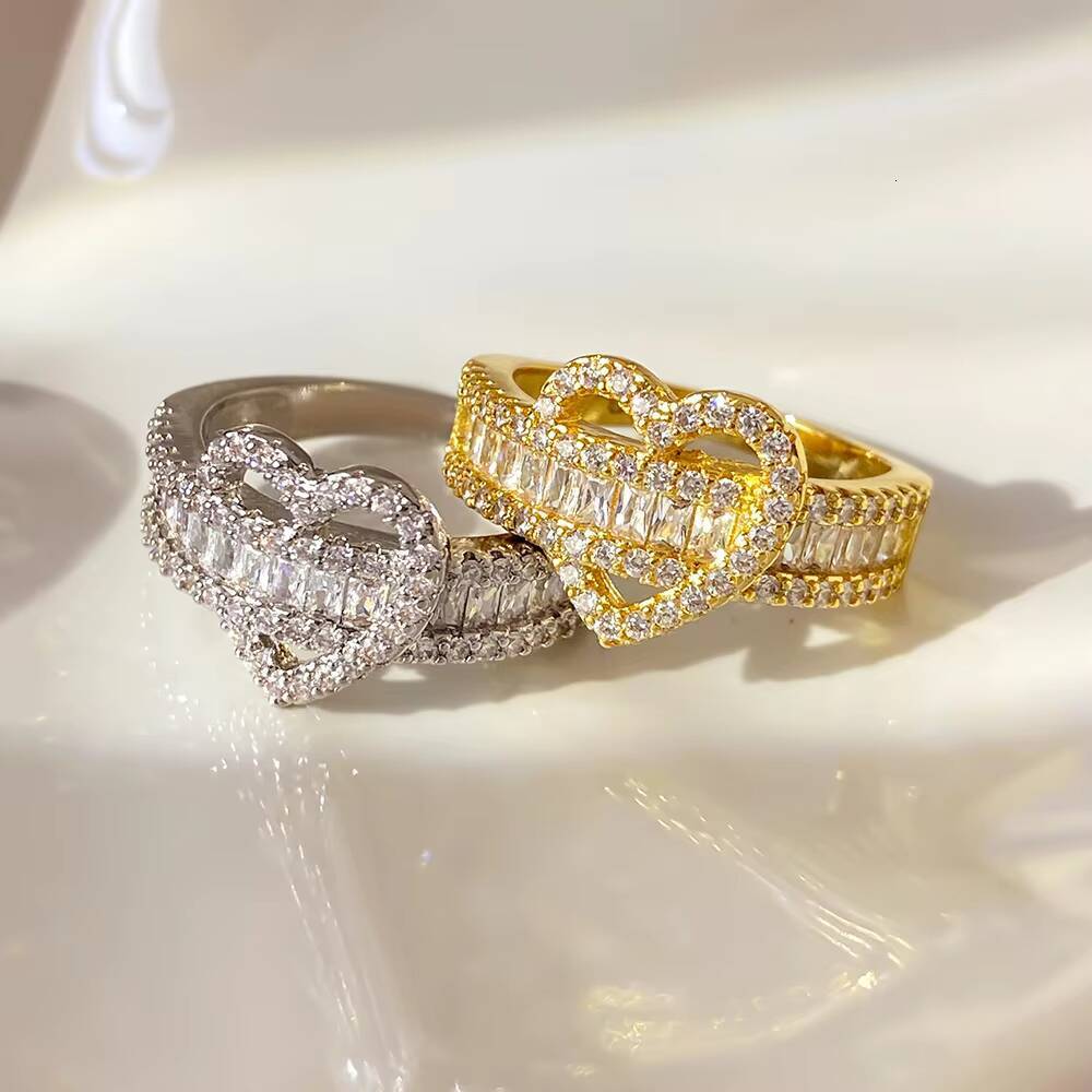 Wholesale Elegant S925 Sterling Silver Heart Ring Diamond Accents for Wedding Band Promise for Parties Direct Jewelry Supplier