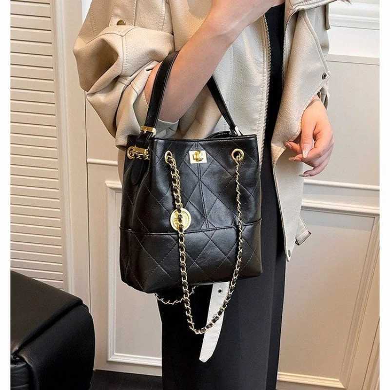 Famous Designer Elegant Crossbody Handbag Leather Womens Bag Luxury Brand Classic Paris Casual Daily BagW251117