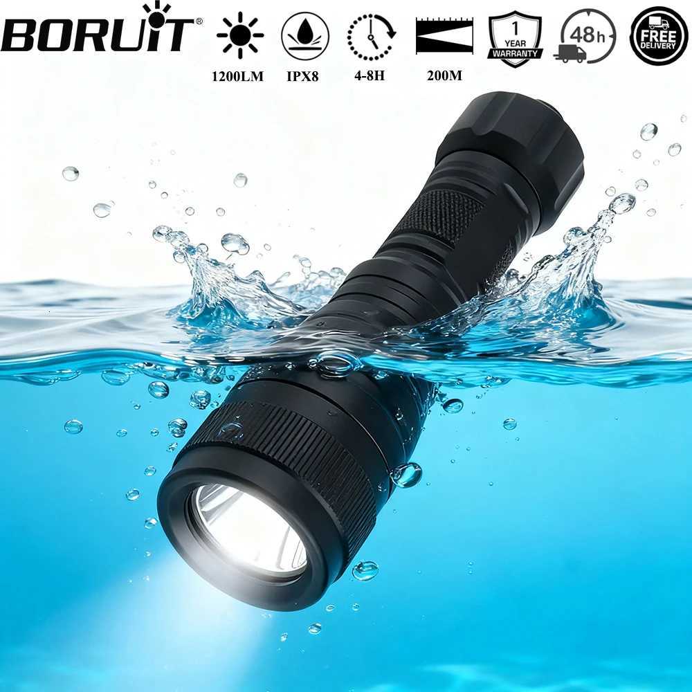 BORUiT DIV05 1050LM LED Scuba Diving Flashlight IPX8 Waterproof Underwater 150M Torch Submarine Lantern Use 18650 Battery M251117