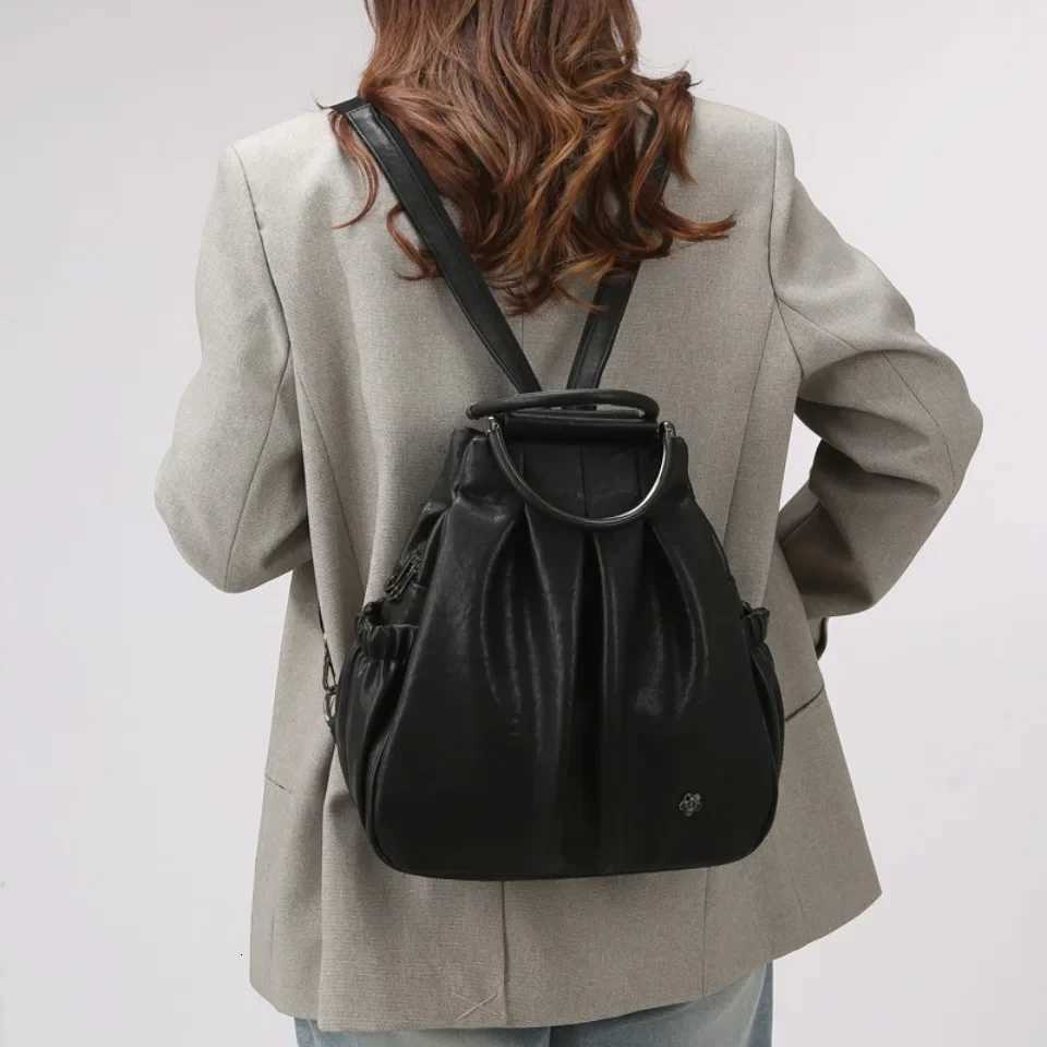 Fashion Backpack for Women Luxury Designer Rucksack Retro Style Ladies Multi-functional Shoulder Bags Teenager Casual Travel SacW251117