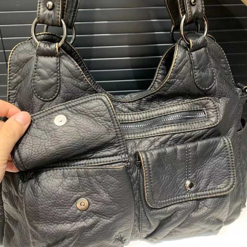 Womens Fashion Retro Hot Girl Motorcycle Shoulder Bag Large Capacity Female PU Leather Messenger Underarm BagsW251117