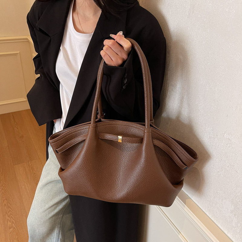 Wrinkled Hand-held Bucket Bag 2025 Spring New Casual Simple Handbag Suitable For Women's Work And Commuting Large Capacity Shoulder Bag Fashionab