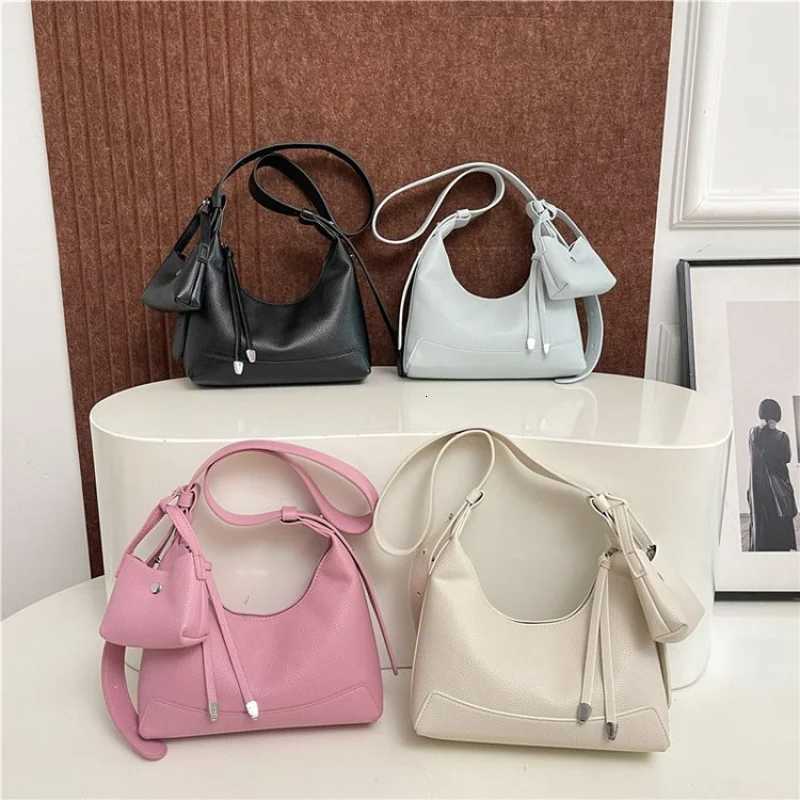Famous Designer Leather Womens Shoulder Bag Luxury Brand Trendy Classic Elegant Artistry Elegant Vintage Daily BagW251117