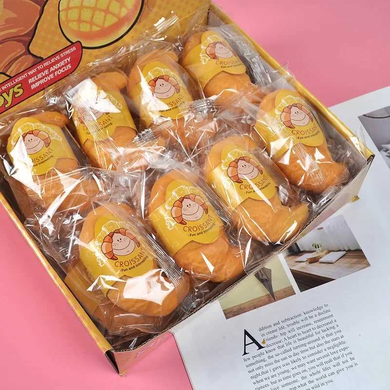 Fun Realistic Croissant Toy Pinch Squeeze Relief Squishy Stress Cute Lazy Stress Ball Funny Stress Relief Fidget Toy J251117