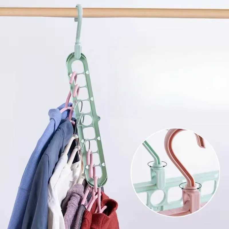 NEW 1pcs Clothes Hanger Closet Organizer Space Saving Hanger Multi-port Clothing Rack Plastic Scarf Storage hangers for clothes C251117