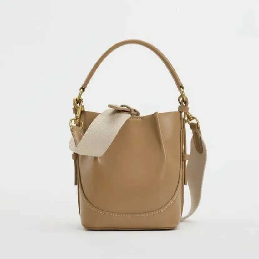 Womens Crossbody Bags Fashionable Bucket Bag Designer Shoulder Handbags Luxury Handle Removable Crossbody StrapW251117