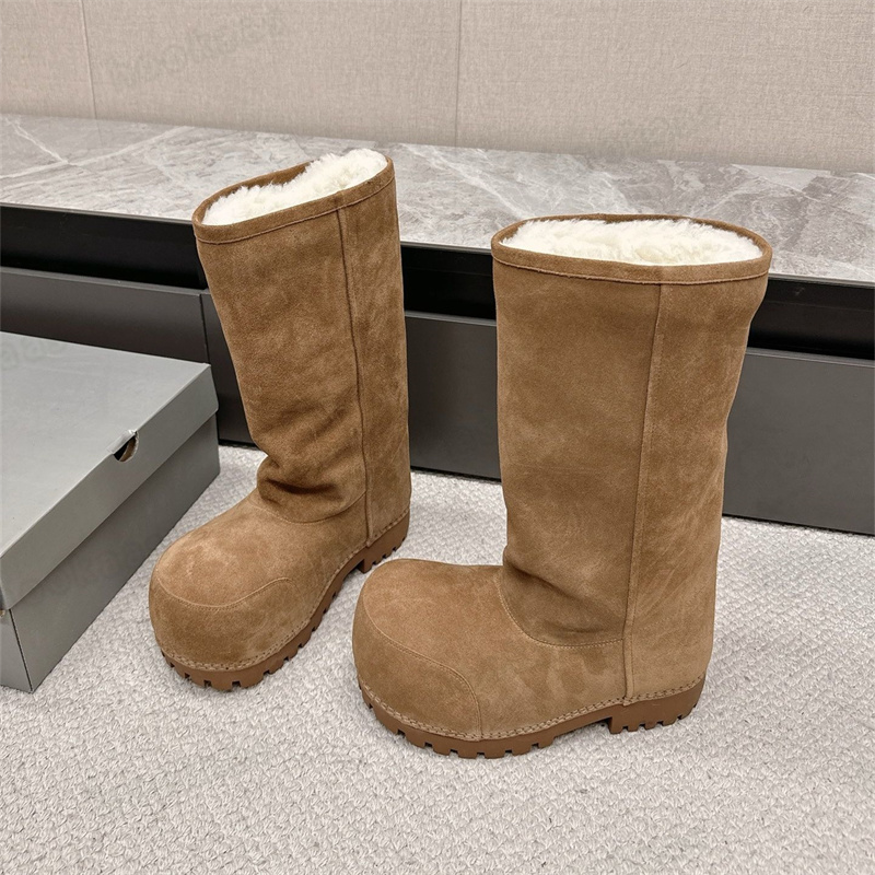 Designer Alaska Fur Snow High Boots Women Men Combat Strike Winter Fall Rain Fluffy Furry Calfskin Thick Rubber Sole Classic Platform