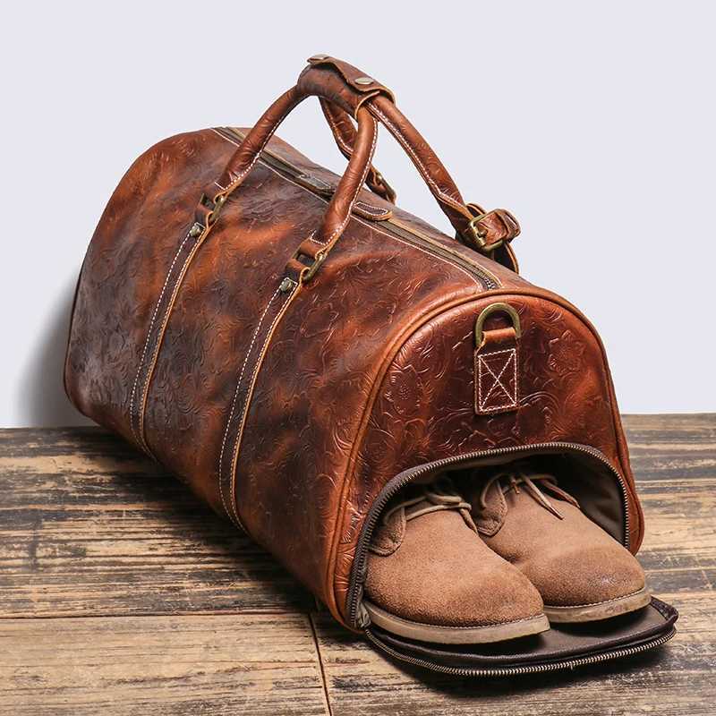LEATHFOCUS Retro Embossed Handbag Mens and Womens Leather Travel Bag Large Capacity Business Luggage Bag Weekend Fitness BagW250417