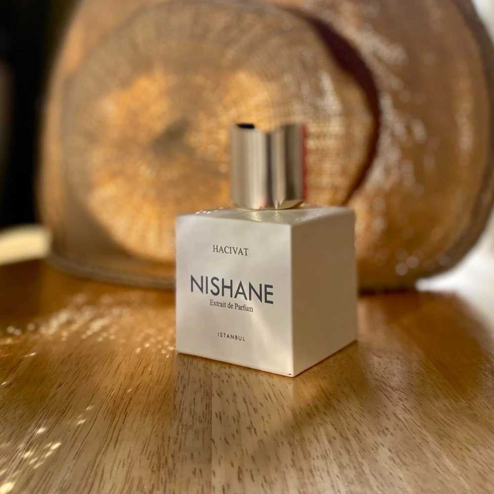 100ml Unisex Floral Perfume Long-Lasting Elegant Fragrance with 8 Distinct Notes for A Unique Sophisticated Alluring AromaW251117