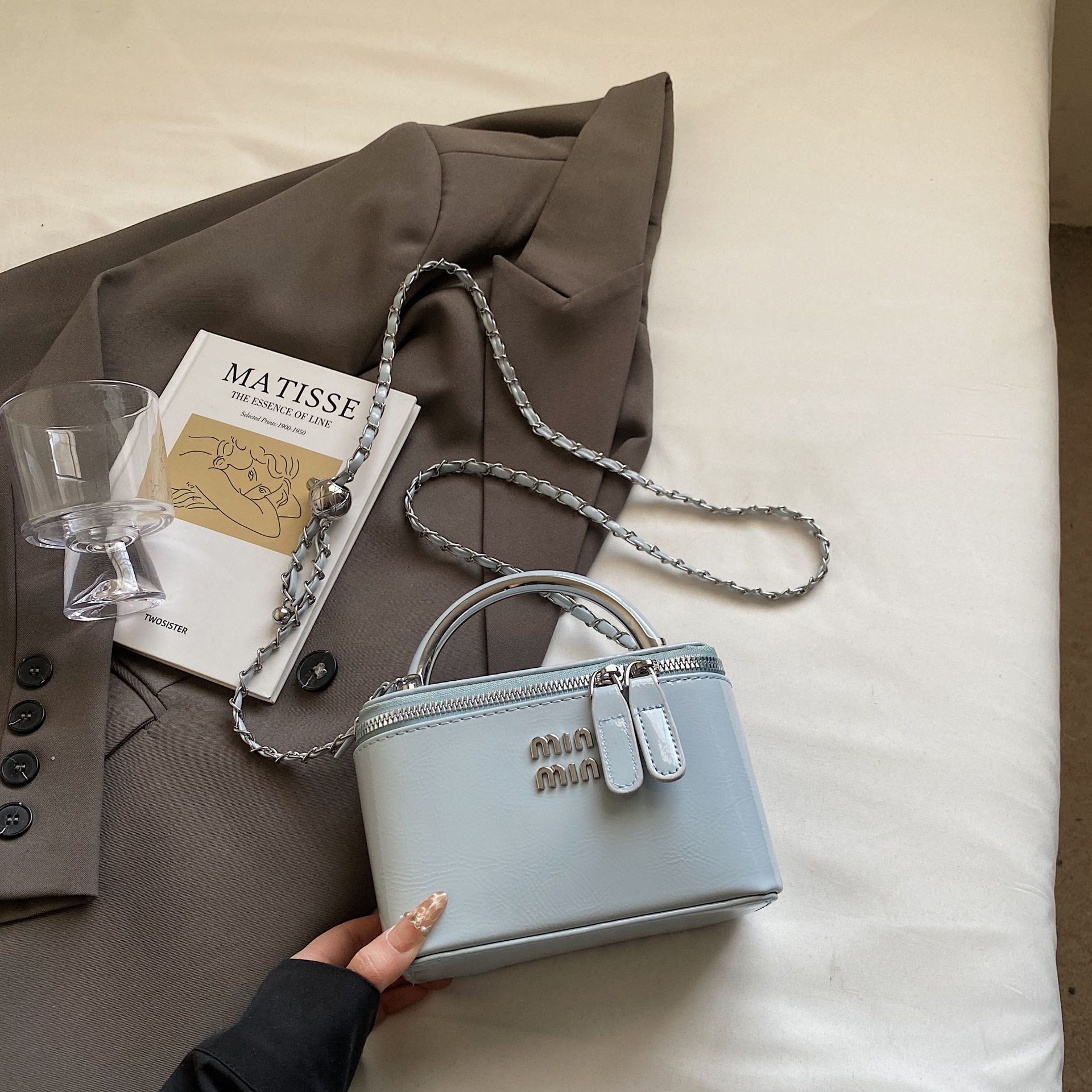 designer bag 2025 new Light luxury box bag ins handheld small square bag women's bag niche single shoulder crossbody bag