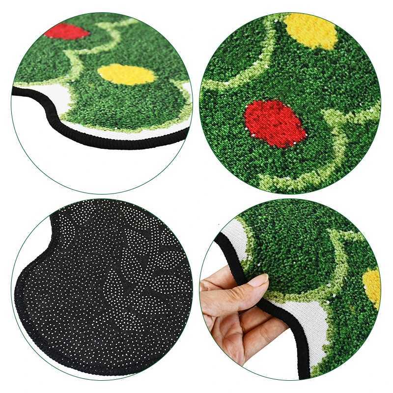 Christmas Tree Shaped Floor Mat Entrance Door Bedroom Bath Toilet Anti Slip Mat Carpet 2025 New Year Home Decoration NavidadM251117