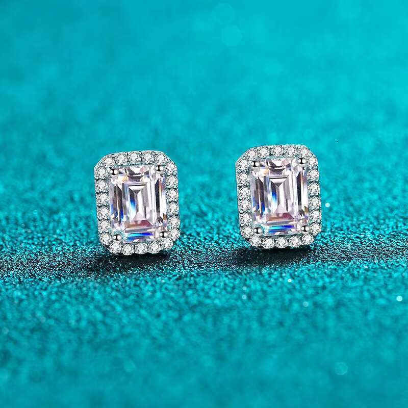 DHcollection Hot Sterg Sier Rectangular Women's Model with Pt950 Gold Plated Earrings, Moissanite Dia Earrings