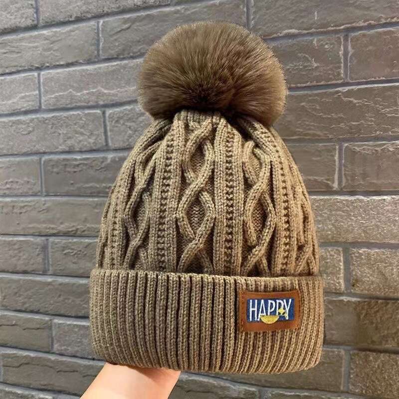 Fashionable and Warm Winter New Knitted Hat with Thick Warm Cover, Solid Color and Sweet Knitted Hat