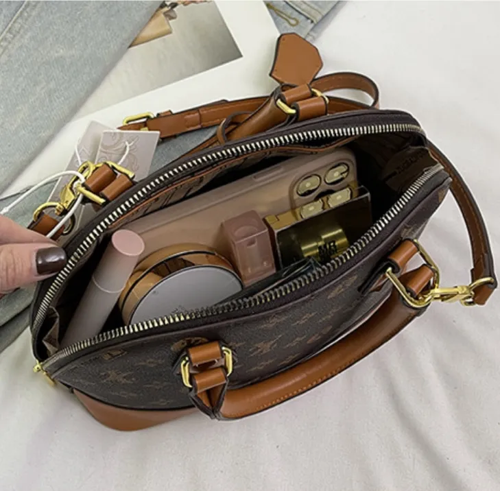 Free shipping Light Fashionable female Advanced printed retro light hand-held vintage flower shell new versatile and temperament crossbody shoulder ba