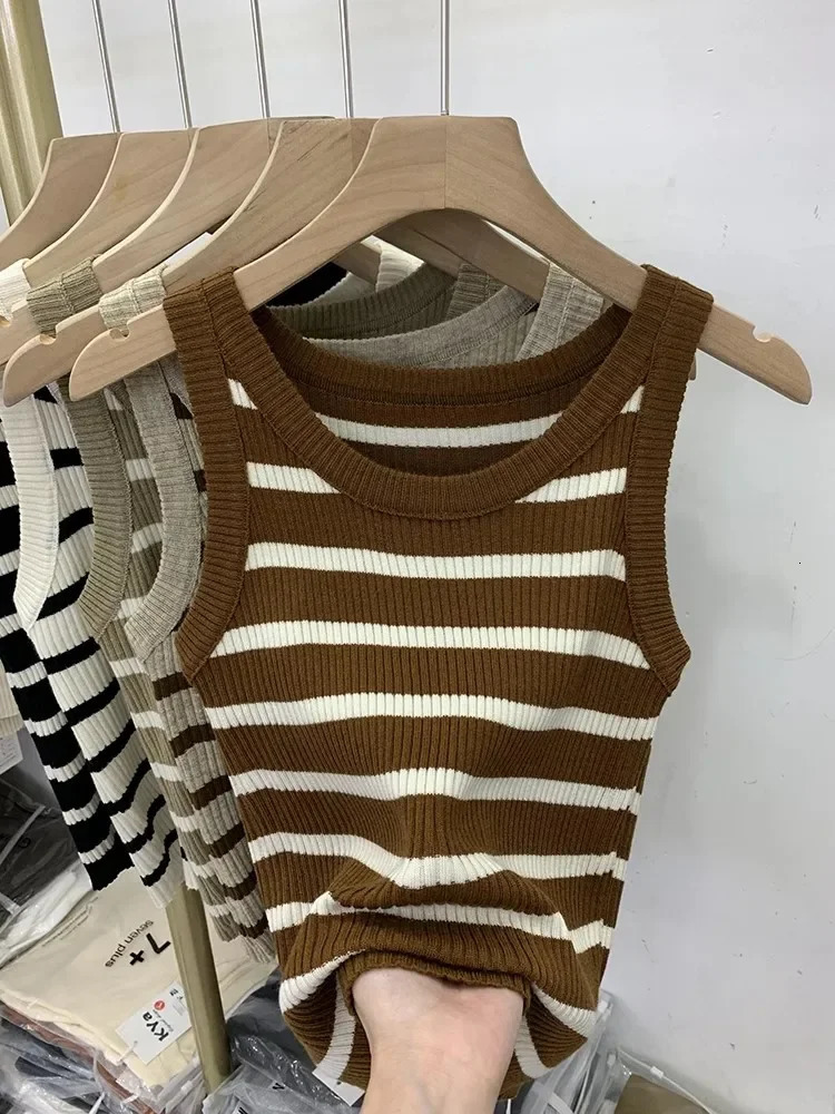 Summer Striped Tank Tops Women Sleeveless Knitted T-Shirts Crop Tops Female Elastic Slim Casual Vests Spring Pullover Camis 2025 250417