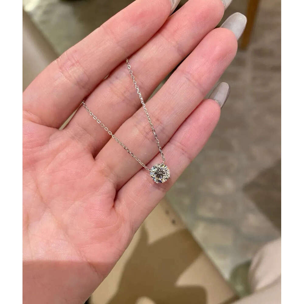 DHCollections Silver Zirconia Elegant Pierced Necklace Chocker Women