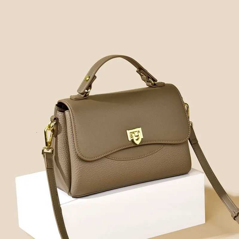 Fashionable Ladies Crossbody Bag Leather Handbag Shoulder Carry Option By Famous Designer Luxury BrandW251117