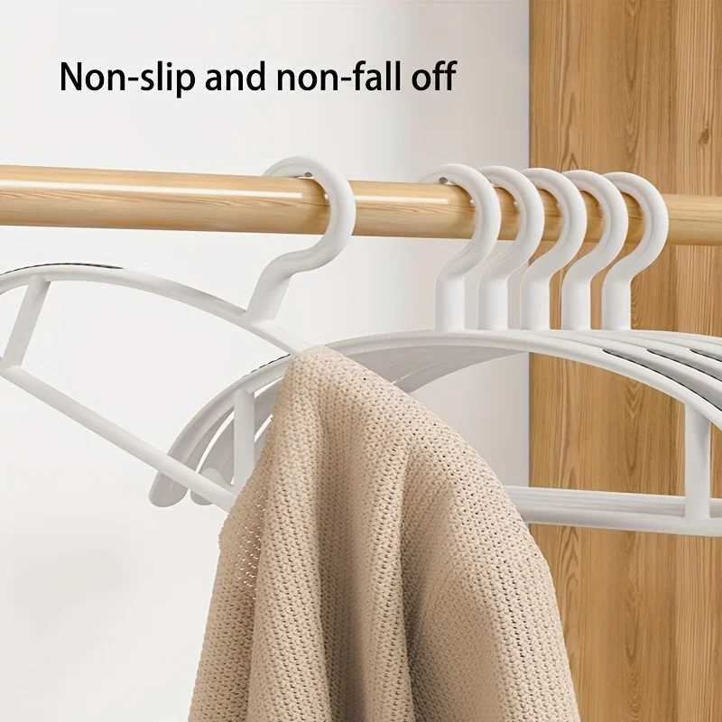 Household Non-slip Hanger Thick And Wide Shoulder Plastic Drying Rack Used To Hang Clothes Wholesalers C251117