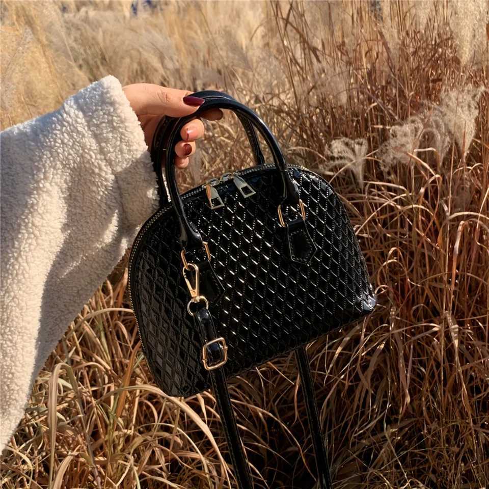 Geometric Pattern Mini Shoulder Bag - Stylish Top Handle Crossbody for Womens ShoppingW251117