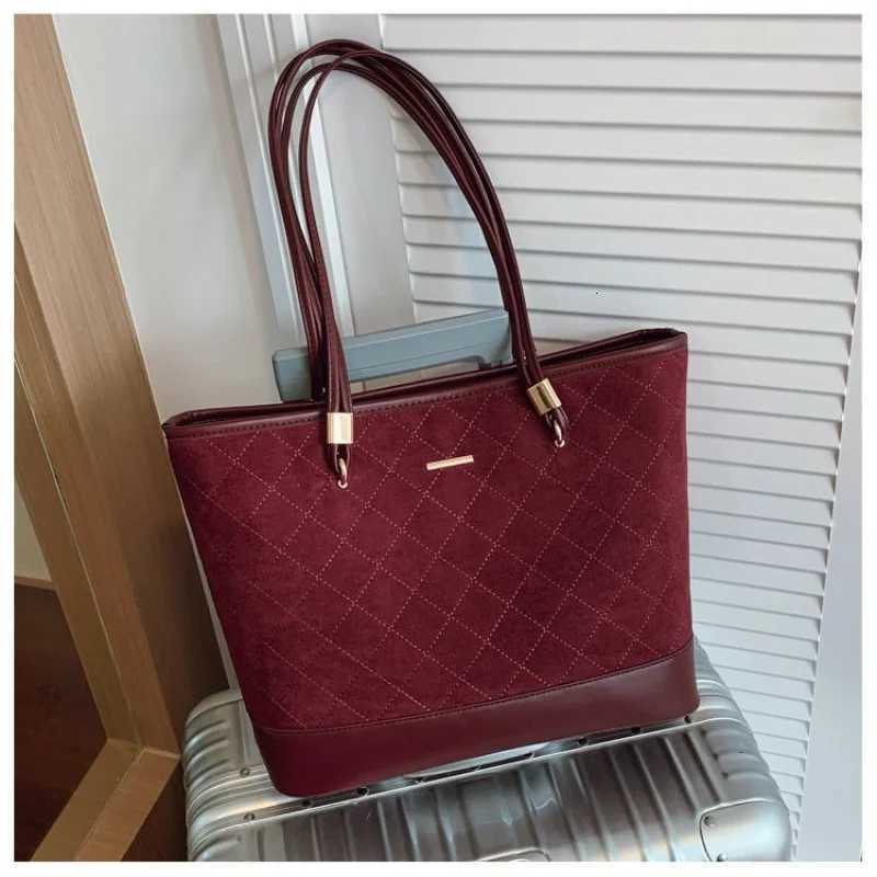 Luxury Brand Ladies Crossbody Bag - Womens Genuine Leather Shoulder Messenger Bag Handbags Classic ElegantW251117