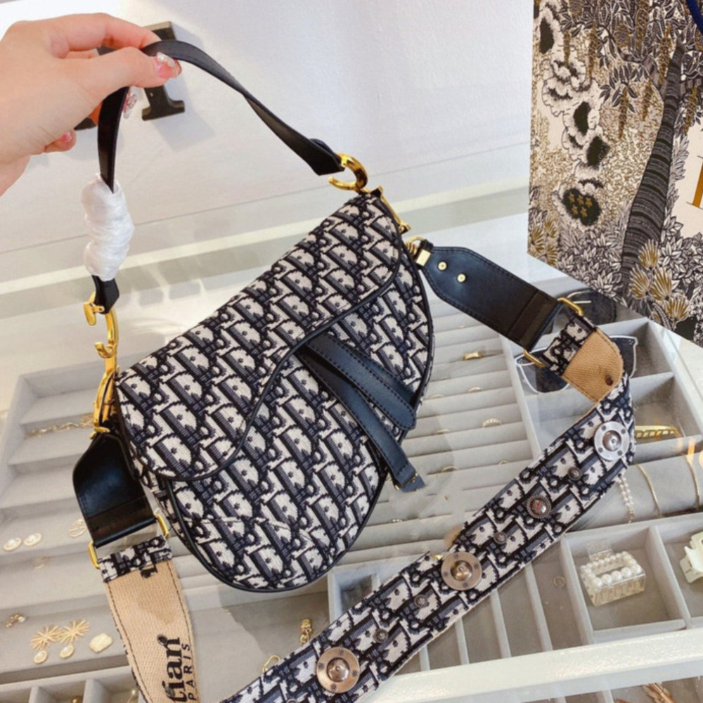 Designer Bag Saddle Bag Shoulder Bag Crossbody Luxury Bag Purse Handbag Tote Fashion Crossbody Black Saddle Bag Designer Womens Daily Hundreds tote bag 467
