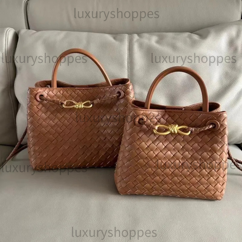 Boteggas Designer Luxury Cowhide Weave Handbag Small Clutch CF Handle Big Capacity Tote Fashion Crossbody Shopping Botegaveneta Bags A27