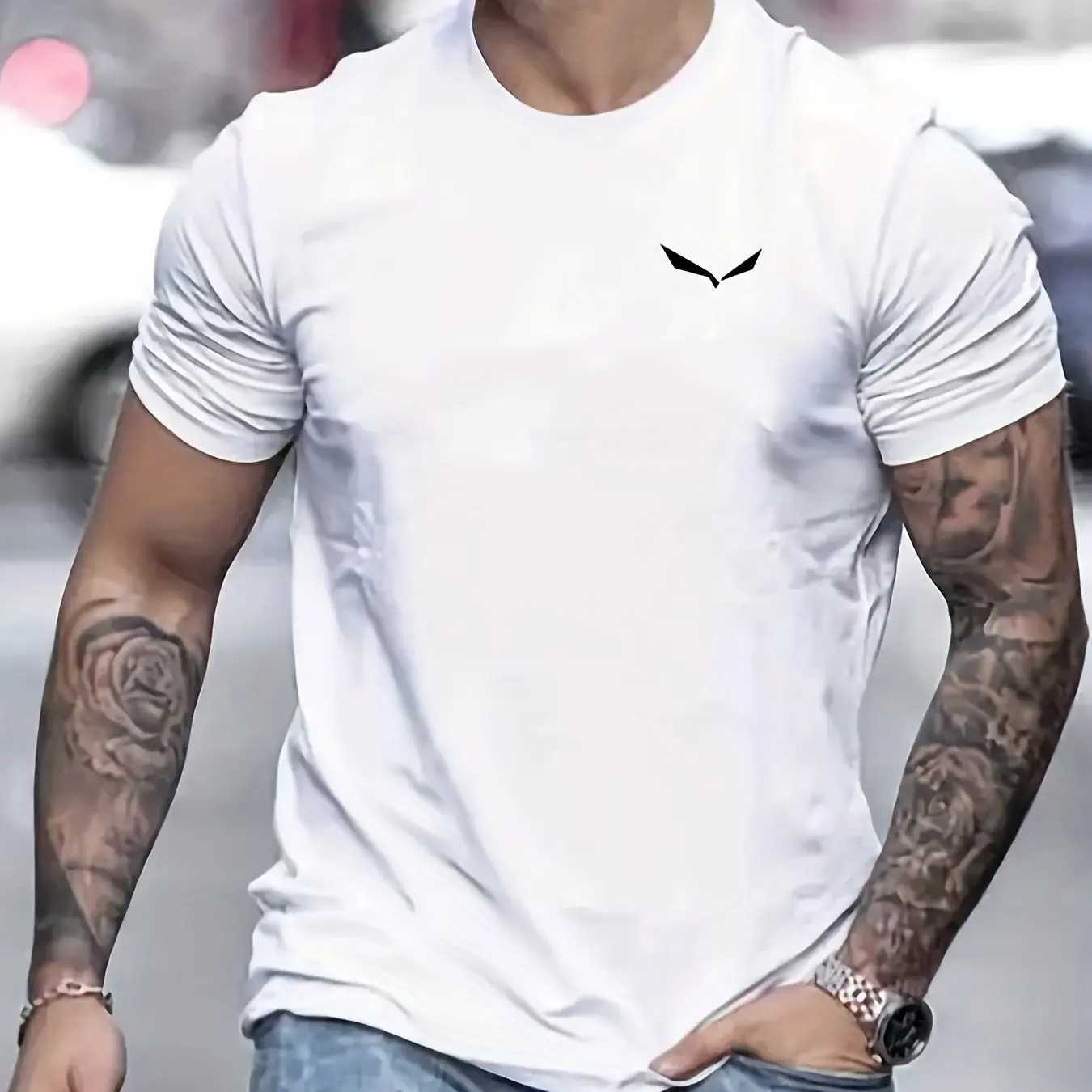 2024 New Mens Summer T-shirt Creative Printing Short Sleeve Fitness Breathable T-shirt Round Neck Fashion Short Sleeve Top Z250417