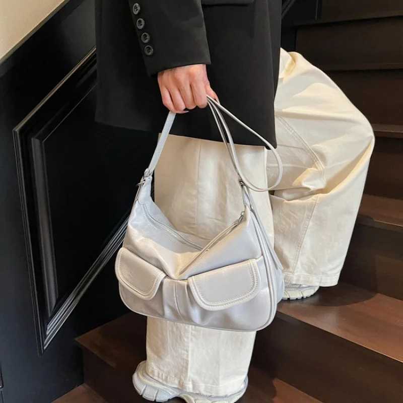 Luxury Brand Fashionable Leather Womens Tote Bag Classic Elegant Famous Paris Chic Accent Trendy Commuter BagW251117